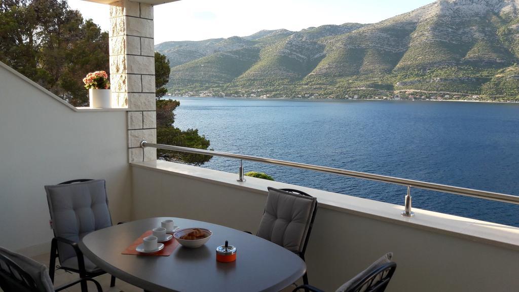 Apartments Mirna Korčula Eksteriør bilde