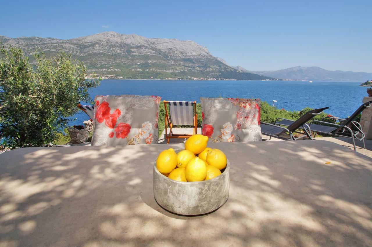 Apartments Mirna Korčula Eksteriør bilde