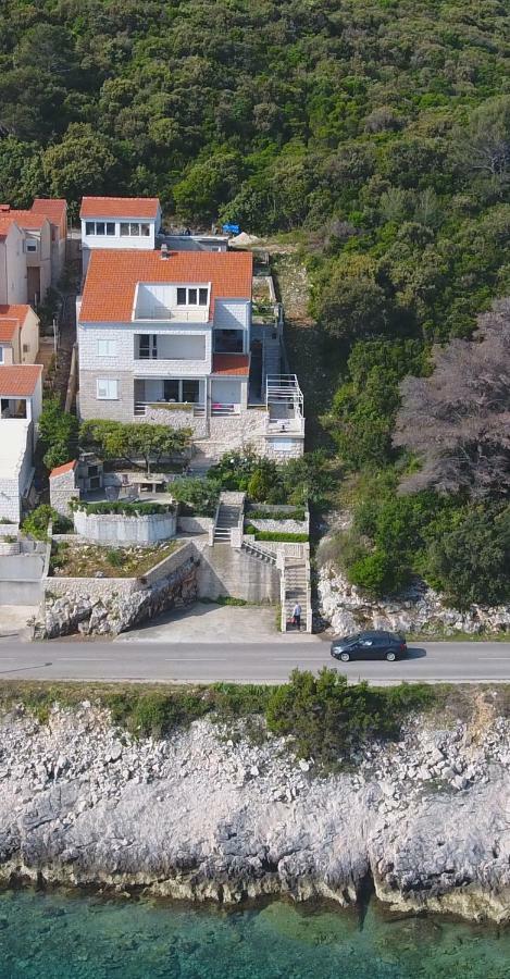Apartments Mirna Korčula Eksteriør bilde