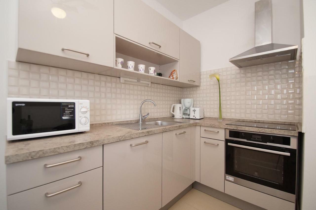 Apartments Mirna Korčula Eksteriør bilde