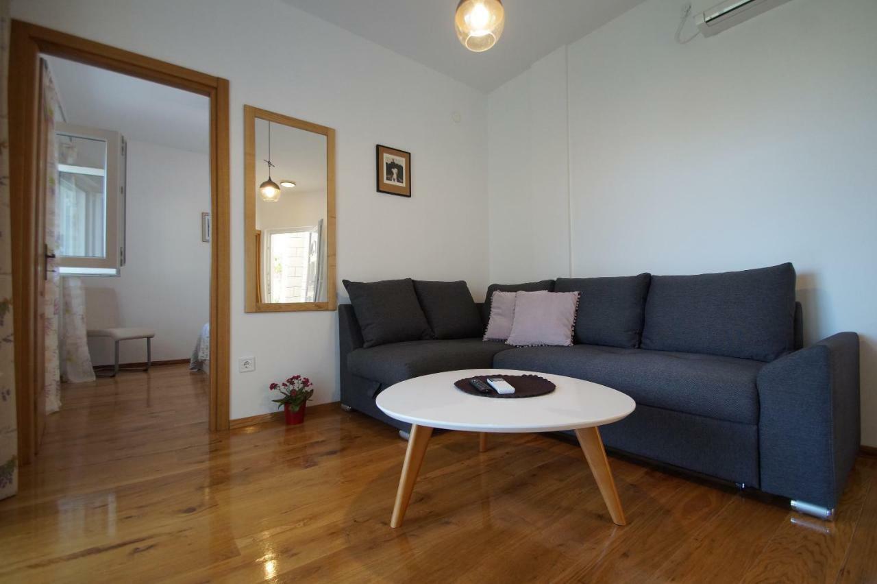 Apartments Mirna Korčula Eksteriør bilde
