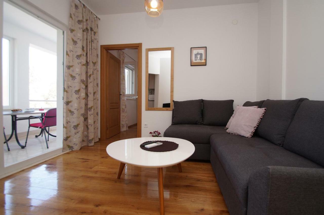 Apartments Mirna Korčula Eksteriør bilde