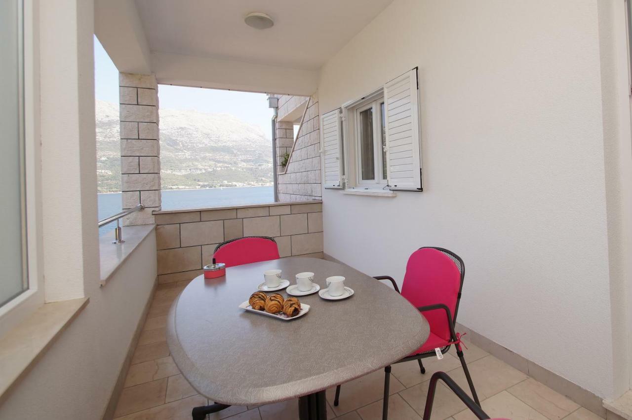 Apartments Mirna Korčula Eksteriør bilde