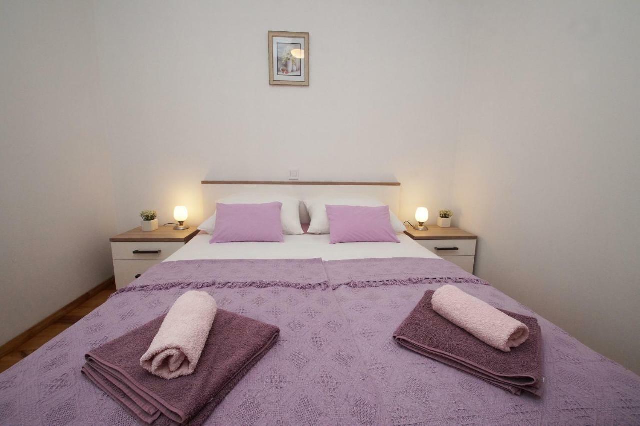 Apartments Mirna Korčula Eksteriør bilde