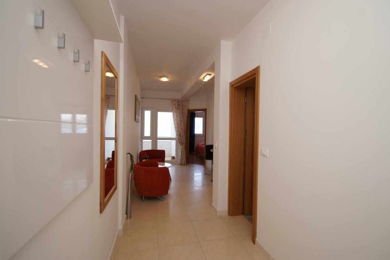Apartments Mirna Korčula Eksteriør bilde