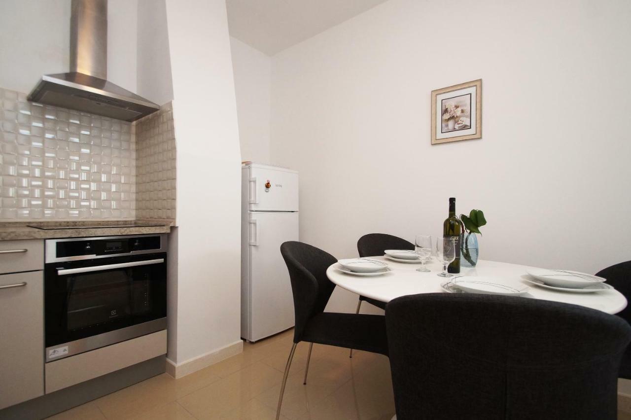 Apartments Mirna Korčula Eksteriør bilde