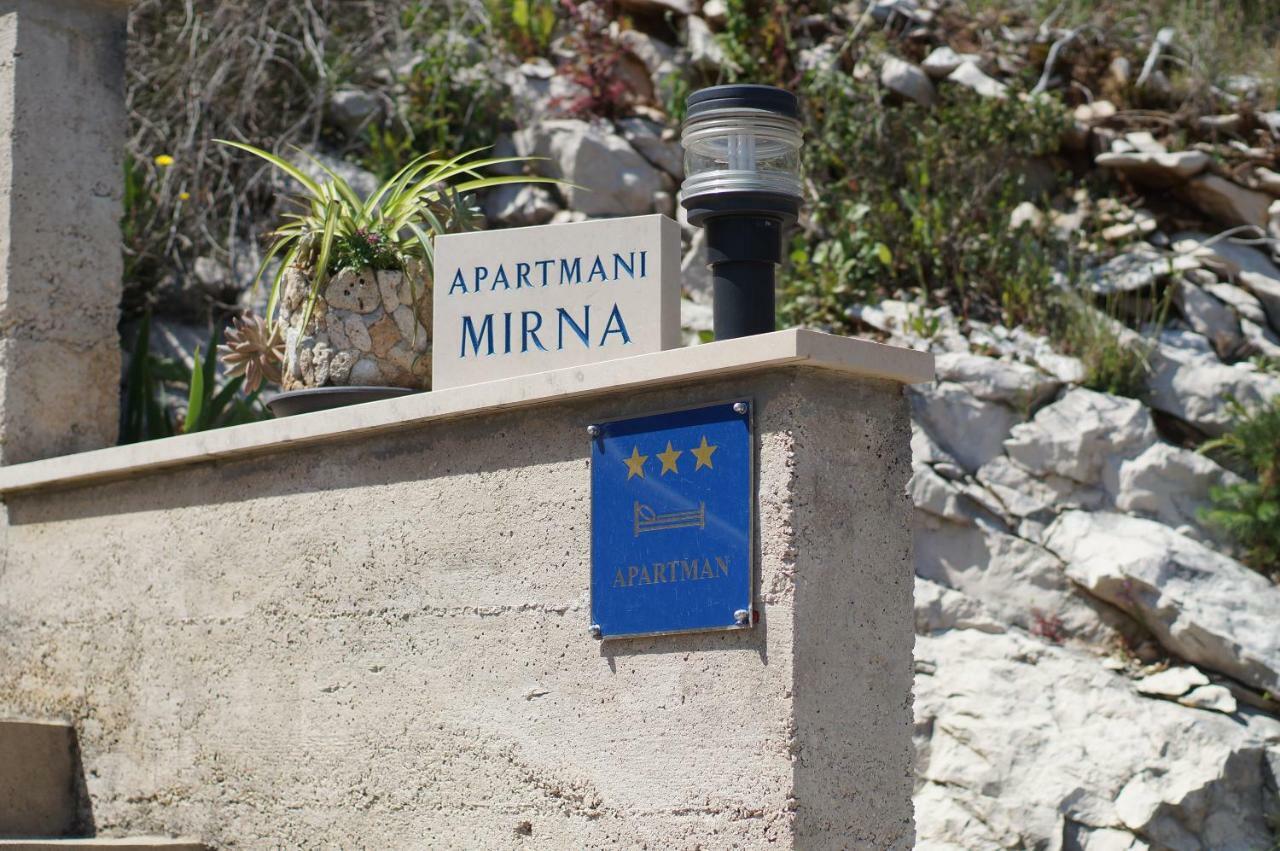 Apartments Mirna Korčula Eksteriør bilde